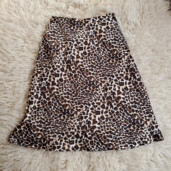 Express x Rocky Barnes Satin Leopard Midi Skirt - Picture 2 of 4